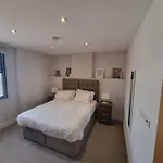 Twickenham Fraser Apartments