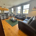 Twickenham Fraser Apartments